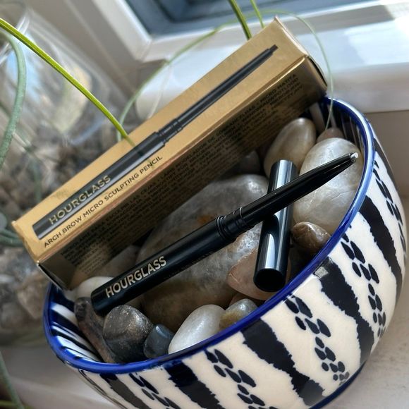 NIB HOURGLASS Arch Brow Micro Sculpting Eyebrow Pencil Travel Size Dark Brunette - Picture 4 of 11